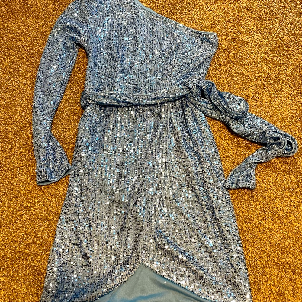 NWOT Blue sequin one shoulder dress